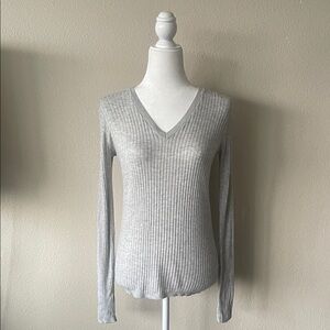 Vince Ribbed V-Neck Knit Long Sleeve Top Gray | Cashmere Blend | Size S
